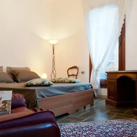 Park Apartment *